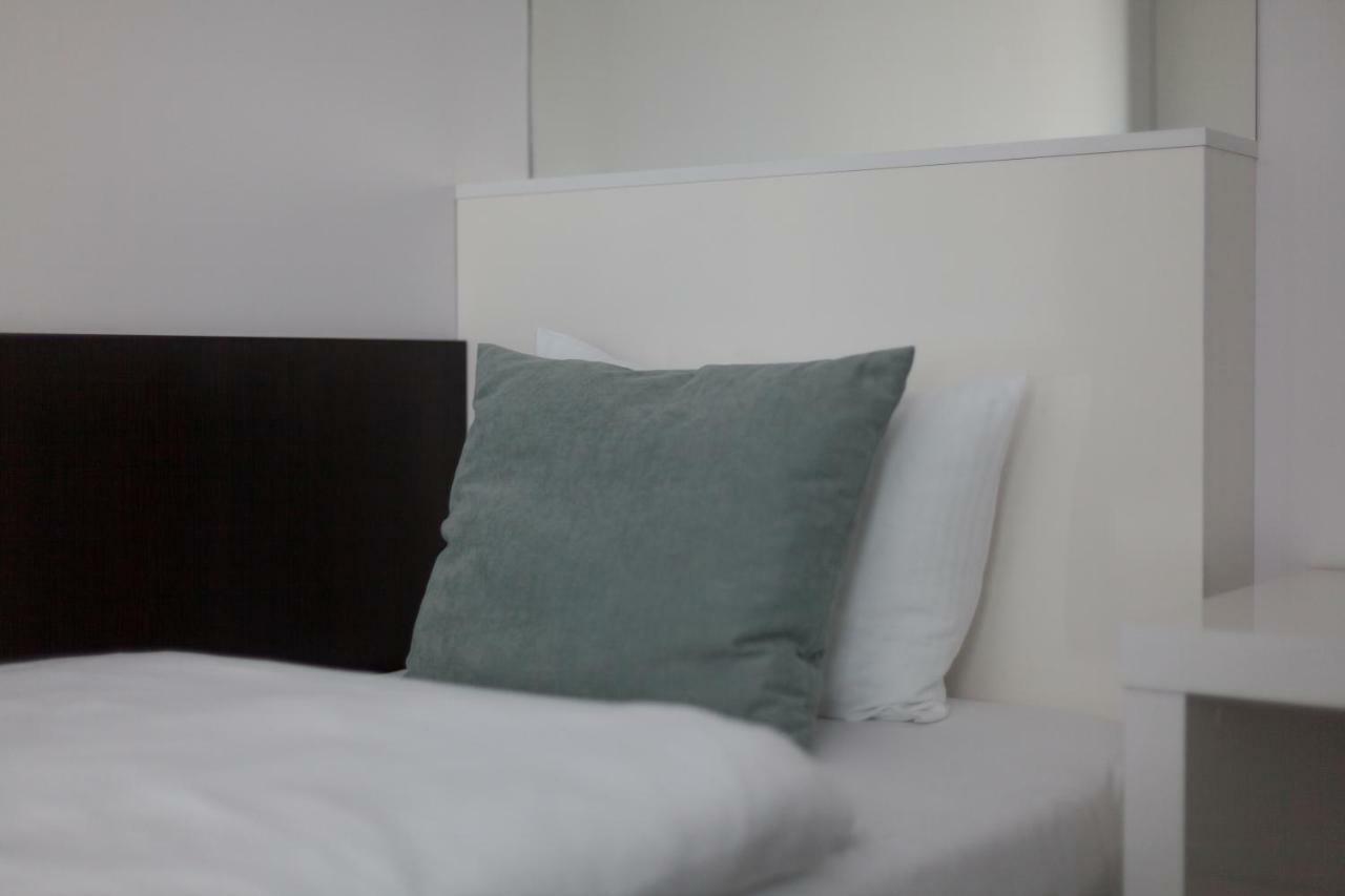Novopolska - Hotel I Restauracja Koscian Ngoại thất bức ảnh